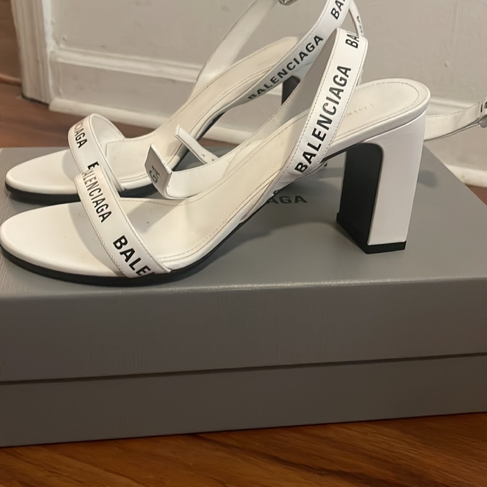 Heels - Picture 7 of 8